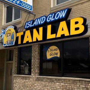 Trimless LED Frontlit Letters