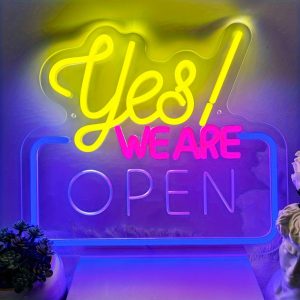 1 pc Yes! We ARE OPEN LED neon sign, 3D engraving, ambient wall decoration neon sign for shops, restaurants, parties, events, hotels, bars, clubs, bedroom and home wall decorations, preferred choice for friends and family’s birthday and holiday gifts, USB powered illuminated sign hanging device, 5V USB power supply