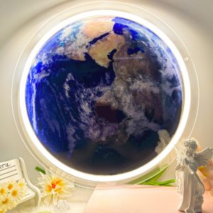 Customized Circle Shape UV Neon Lights, Unique LED Neon Glow Signs for Living Rooms, Bedrooms, Offices, Bars, Restaurants, Personalized Neon Decor for Weddings, Birthdays, Christmas, New Year, Housewarming & More